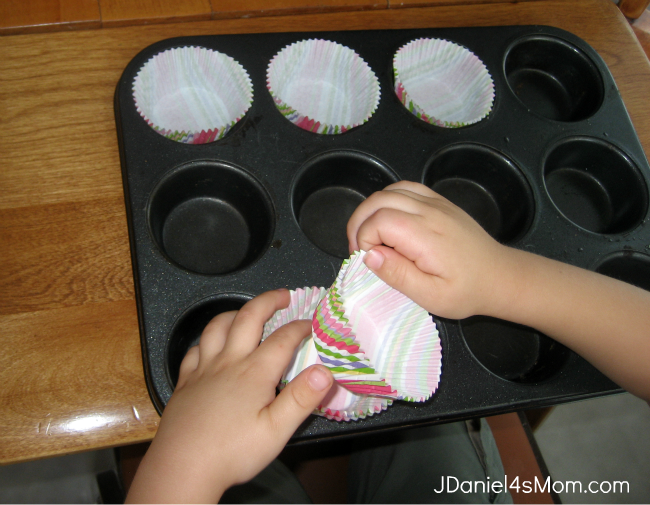 Puffin Muffin Recipe Served in a Bento 