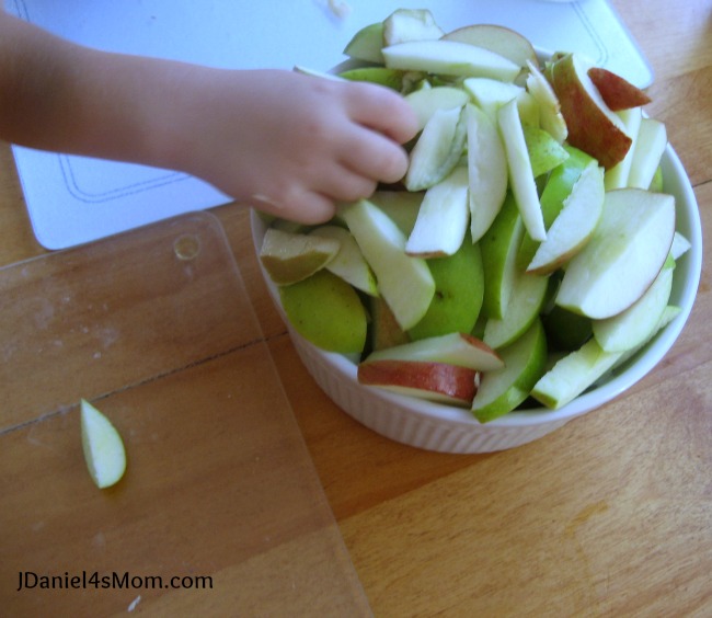 Mrs. Mariner's Homemade Applesauce Recipe