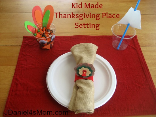 Thanksgiving for Kids - Table Setting for Kids