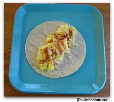 jdaniel4smom_egglands_tortilla_bbqchicken_bacon_eggs