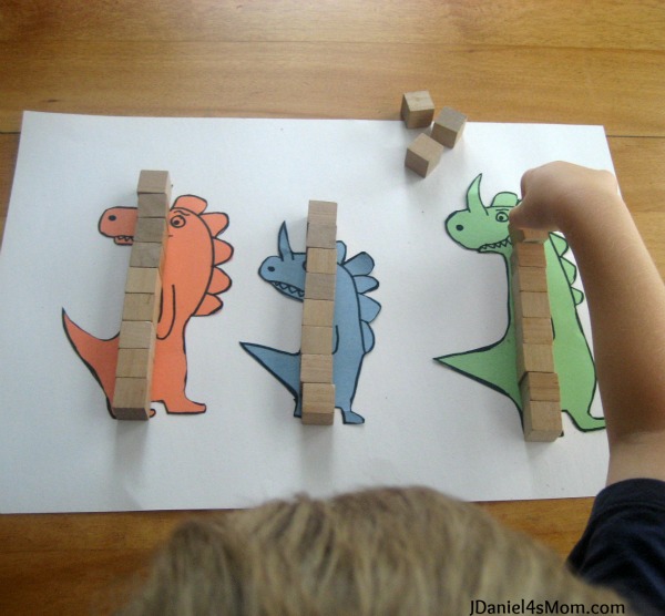 Math for Kids- Measuring Really, Really, Big Dinosaurs : Non- Standard Measurement