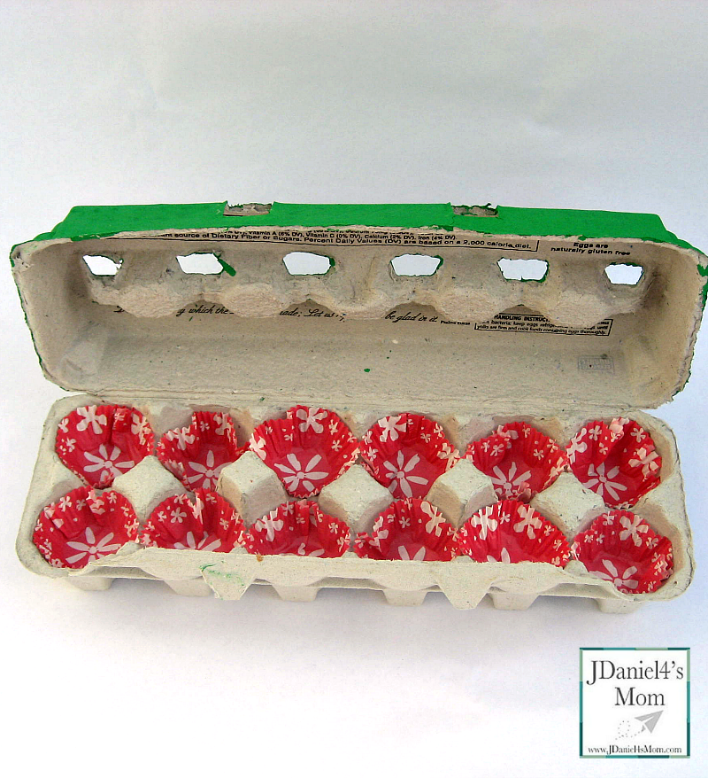 Egg Cartons- Great Holiday Gift Boxes With Holly