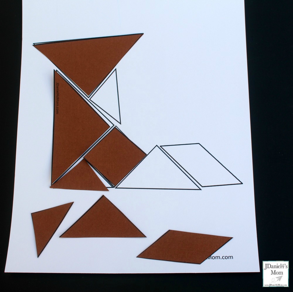 Fox in Socks Themed Tangram Printable Set - This is the sock pattern.