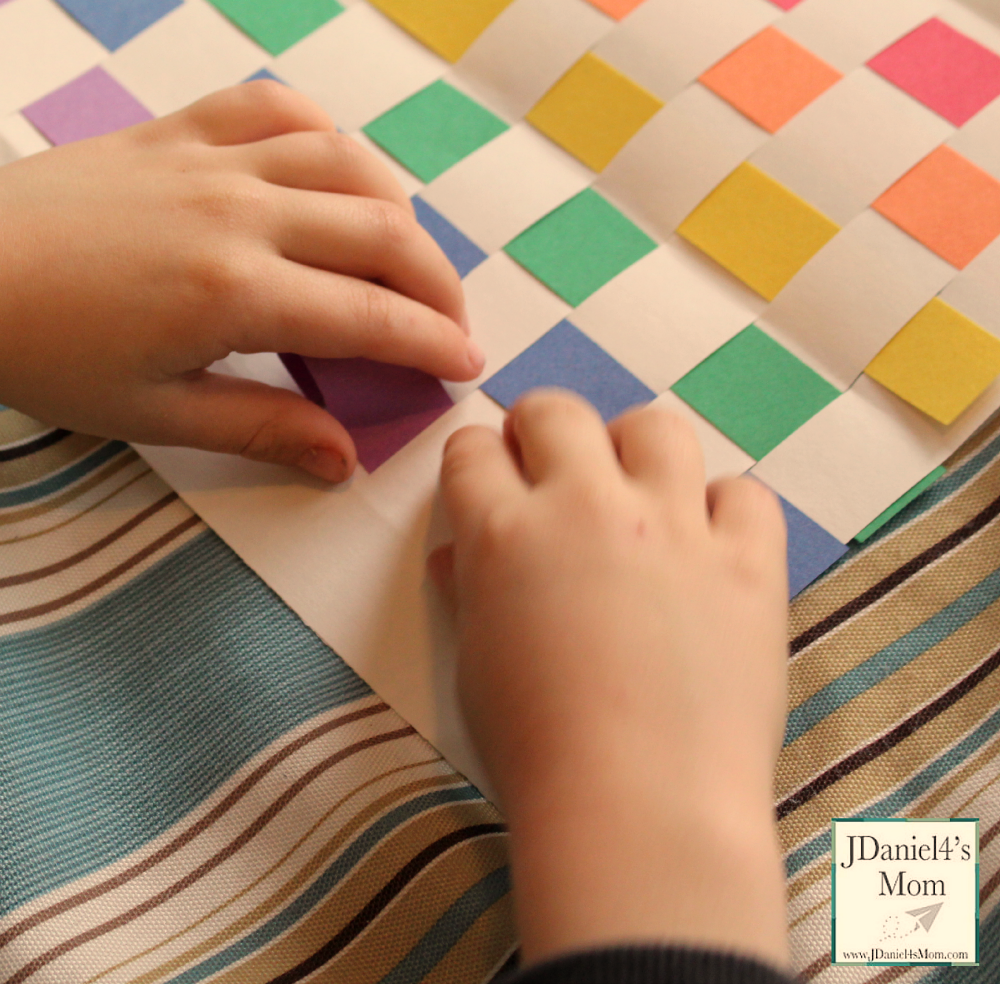 Holiday Crafts for Kids- Rainbow Place Mat