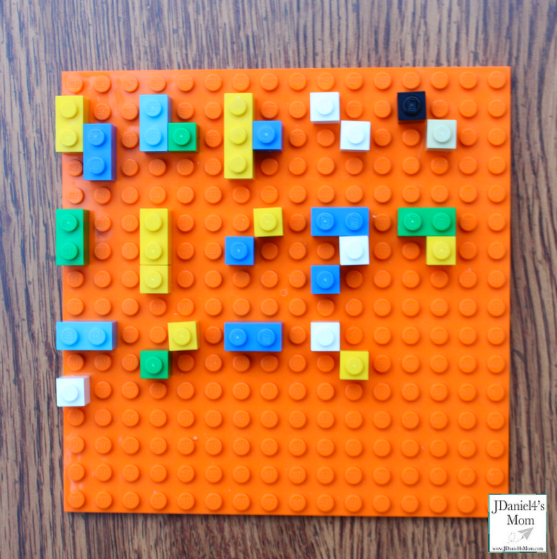 LEGO Braille Alphabet Three Blind Mice STEM Activity : This activity will expose kids to Braille.