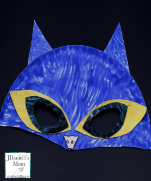Pete the Cat Paper Plate Mask For Kids
