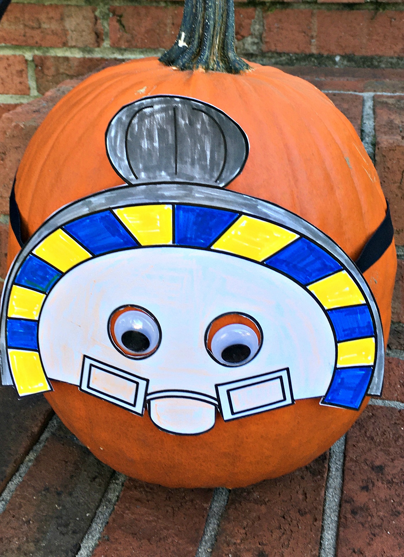 Pumpkin Decorating Ideas -There Was An Old Lady Mask on a Pumpkin
