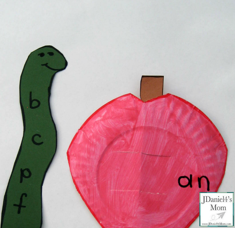 Building Word Families- Worms and Apples
