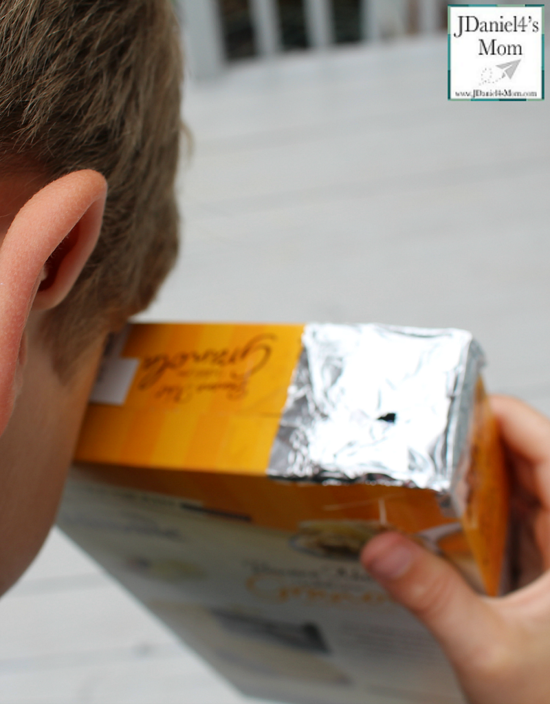 Eclipse Viewer - Camera Obscura Made from a Cereal Box : Using the Camera Obscura