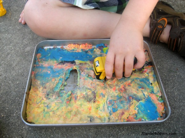 Dig Into Construction Sites- Play Dough Fun