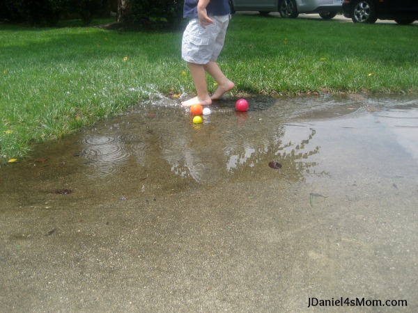 Science Experiment- Keeping Balls Afloat In Puddles