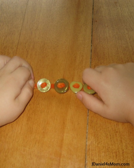 Kindergarten Craft Button Pumpkin
