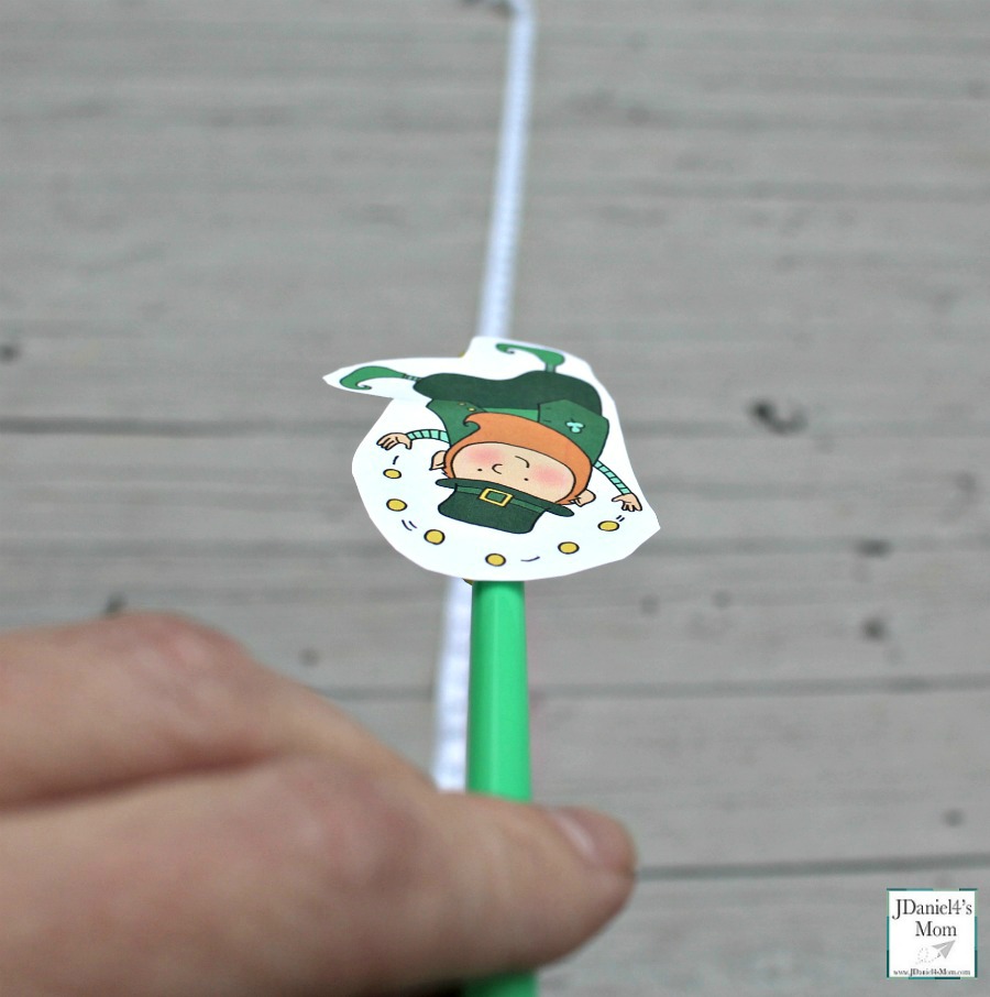 Straw Rockets with Leprechaun Pictures- This is a fun STEM activity.