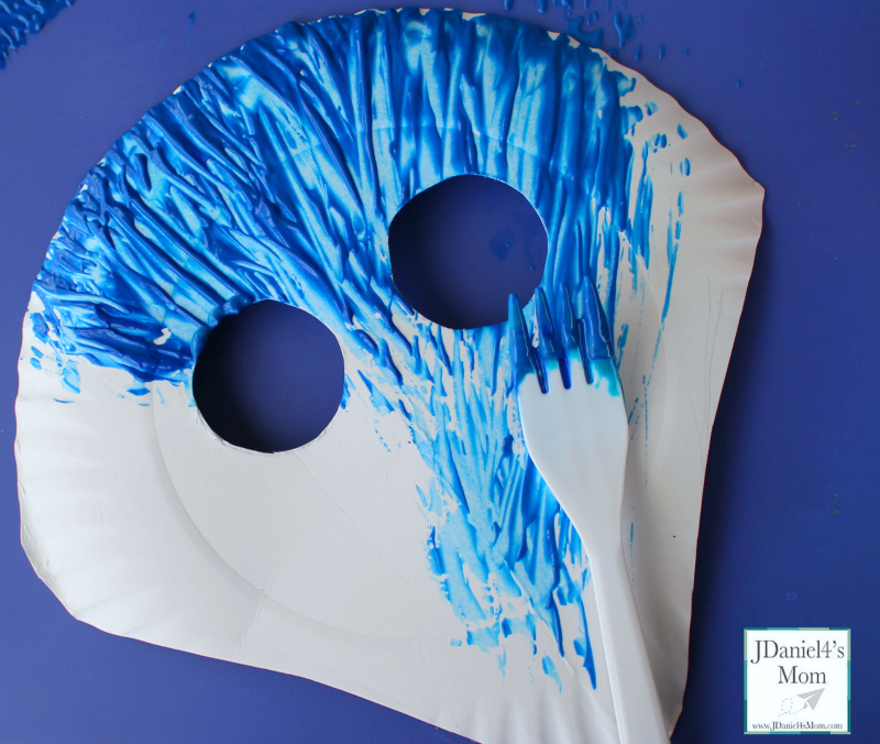 Paper Plate Shark Mask and Mask Template