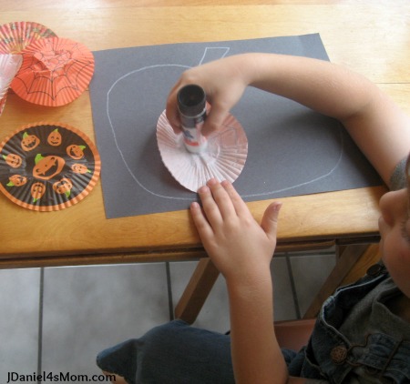 Preschool Halloween Craft Cupcake Liner