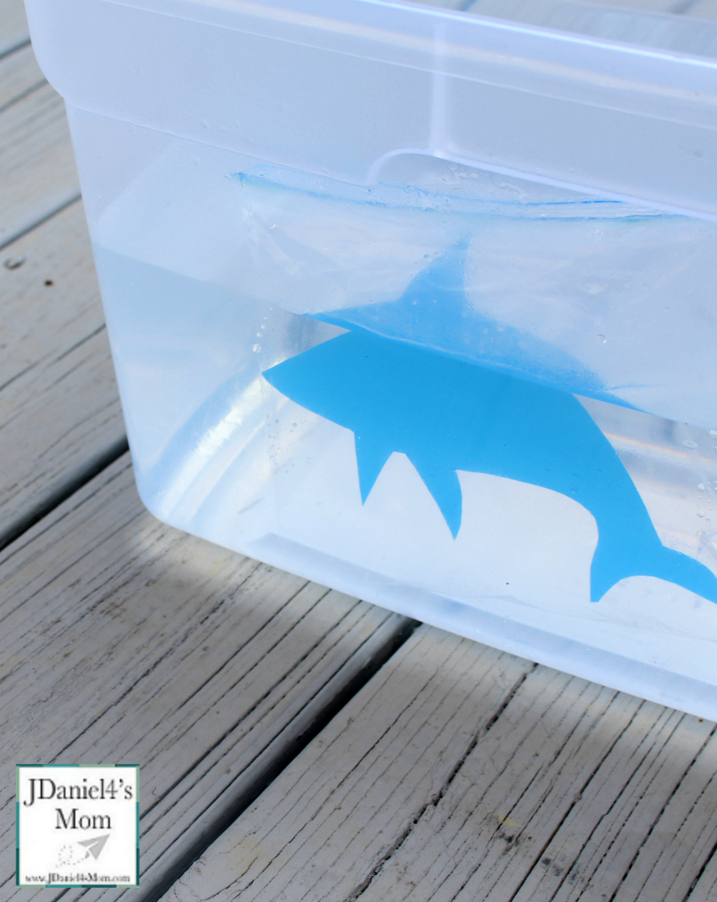 STEM Shark Activities for Kids : How Do Sharks Float? This is a fun STEM activity for Shark Week. The shark can be made from an old plastic folder.