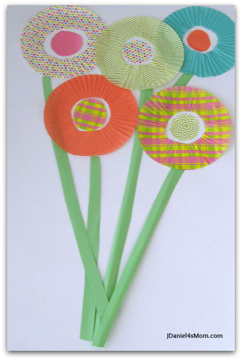 Fun Craft- Cupcake Liner Flowers